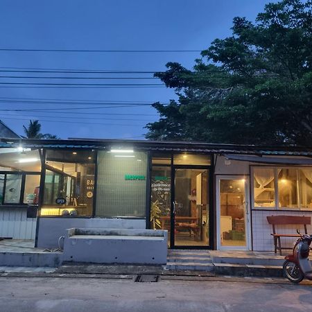 Backpack Hostel Kohyaoyai Ko Yao エクステリア 写真