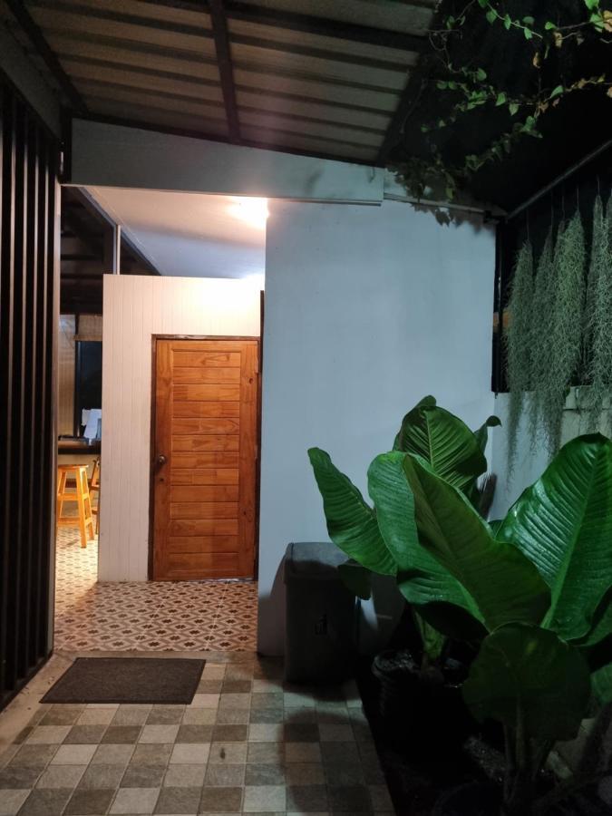 Backpack Hostel Kohyaoyai Ko Yao エクステリア 写真